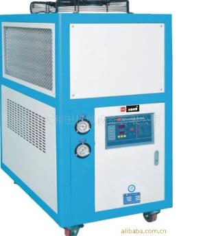 【工業(yè)冷油機(jī)】防止油溫變化對(duì)機(jī)械影響