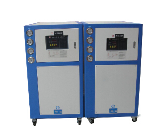 【廣東工業(yè)冷水機】三大特點，讓你維護更方便