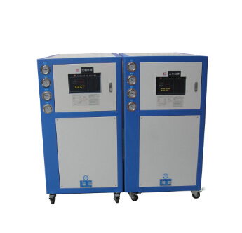工業(yè)中需要使用冷水機(jī)，提升儀器使用壽命