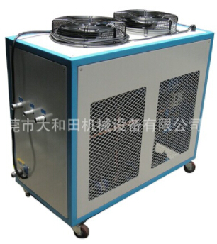 小型冷水機(jī)的作用可大了！